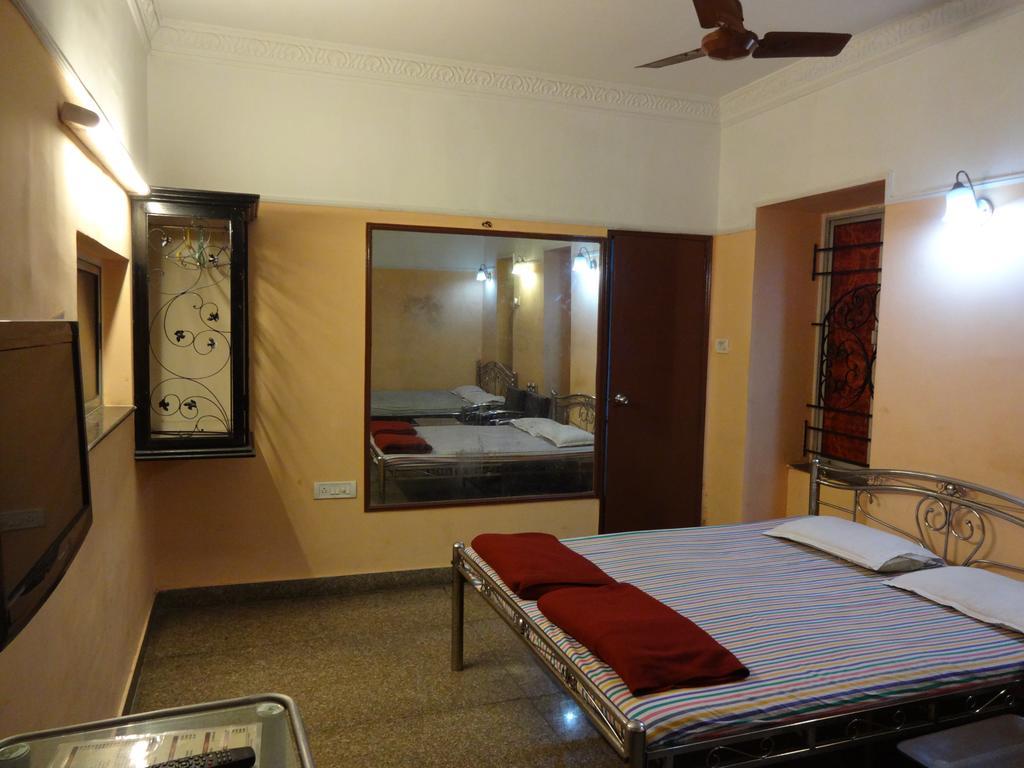 Central Guest House Calcuta Exterior foto